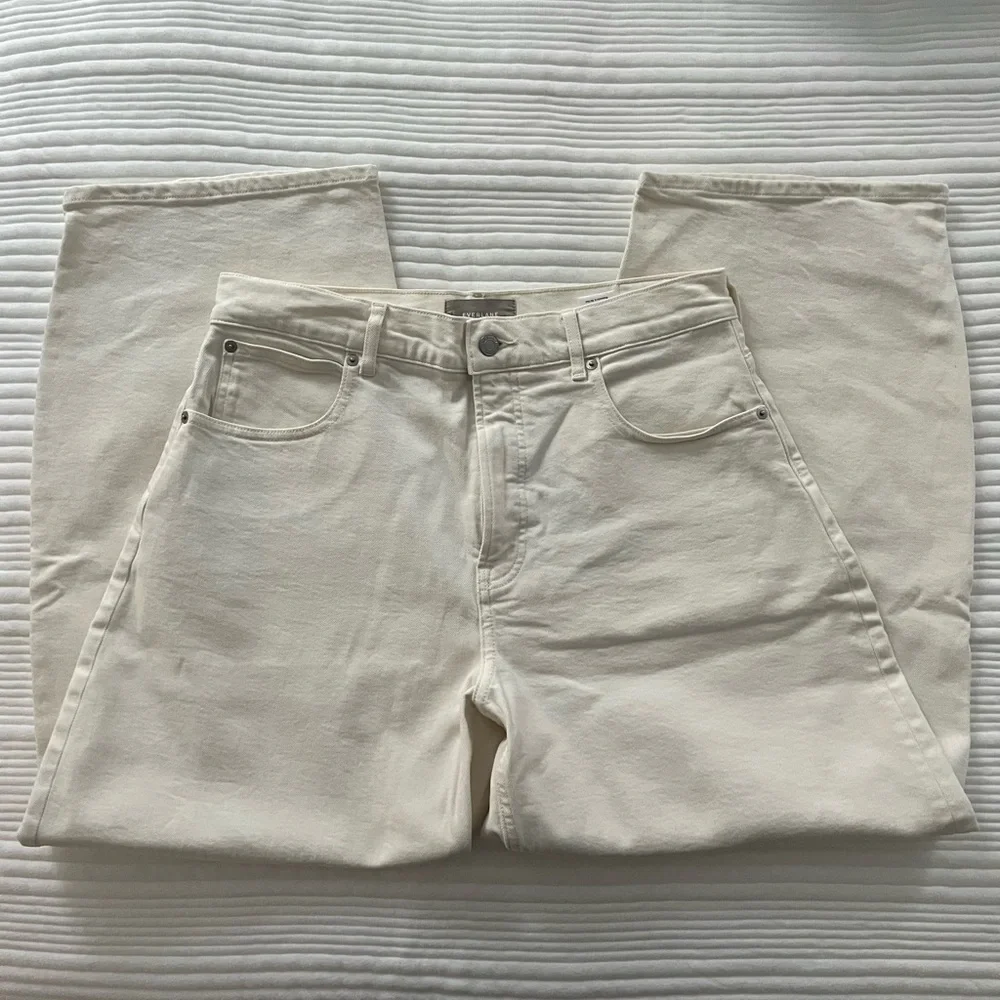 Everlane Cream Way High Jeans  w a Barrel like leg - Picture 5 of 10